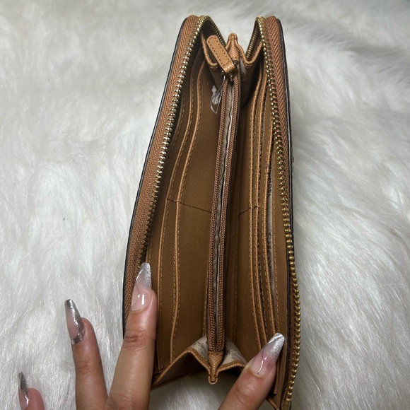 Michael Kors Brown Wallet - Picture 2 of 4